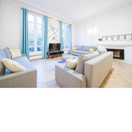 Typical apartment next to Bastille - Gare de Lyon