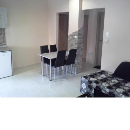 Tzamtzis Apartments