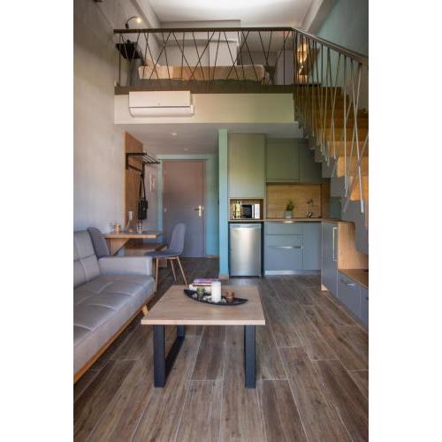 Tzes City Suites