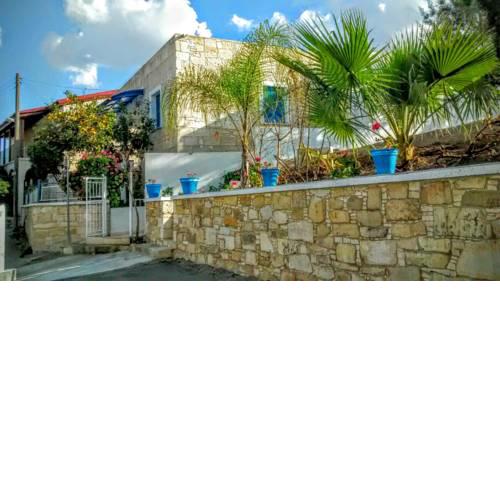 Tzionis Petroktisto (Stonehouse)