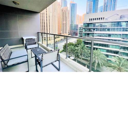 Ultimate Luxury and Stunning Views in Dubai Marina