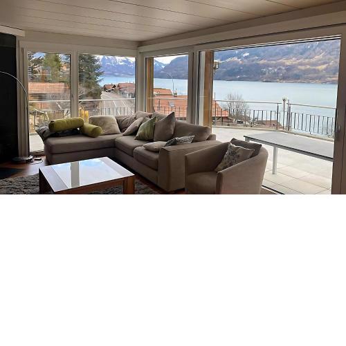Ultra Luxurious House Lake view