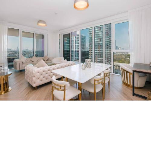 Ultra Modern 2BR in Iconic Tower