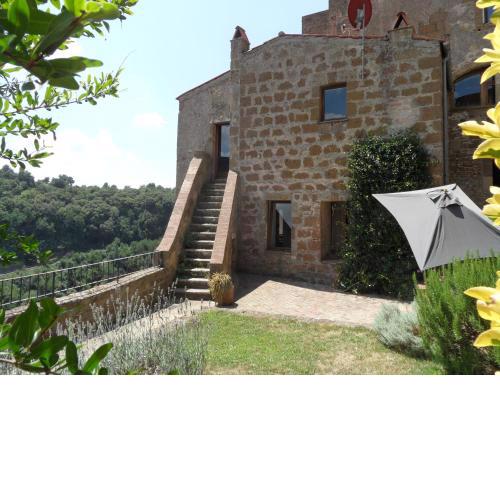 Un giardino nel tufo
