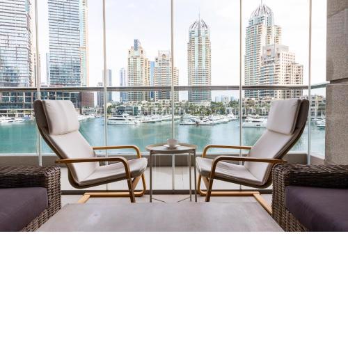 Unbelievable DEAL! Mesmerizing 2BR With Huge Balcony - Waterfront