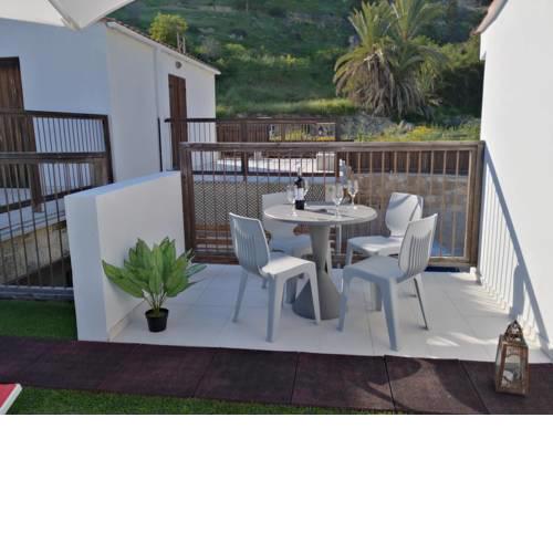 Unique 1 bedroom house