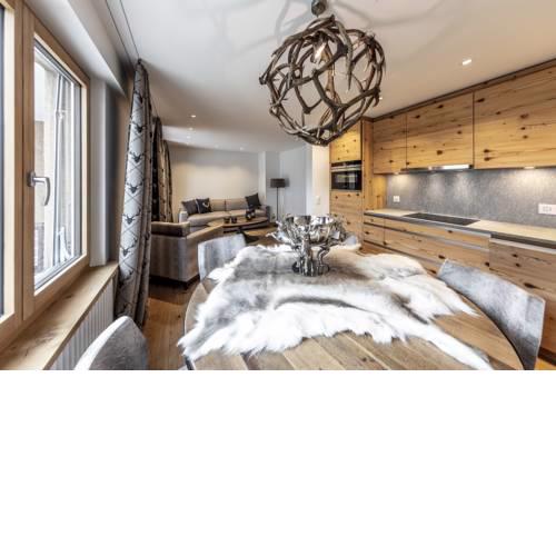 Unique Alpic style apartment in the heart of Davos