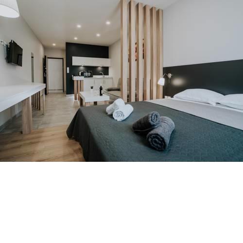 Unique Experience Apartment’s