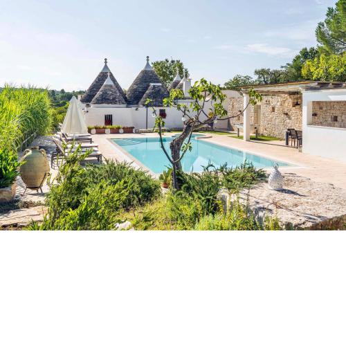 Unique & Tranquil Trullo w Pool, BBQ, Views & More