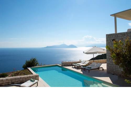 Urania Luxury Villas