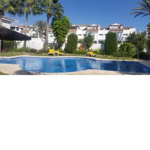 Urb. Los Naranjos de Marbella, Manzana 3,