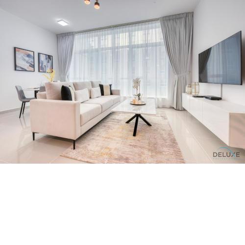 Urban 3BR at Marina Pinnacle Dubai Marina by Deluxe Holiday Homes