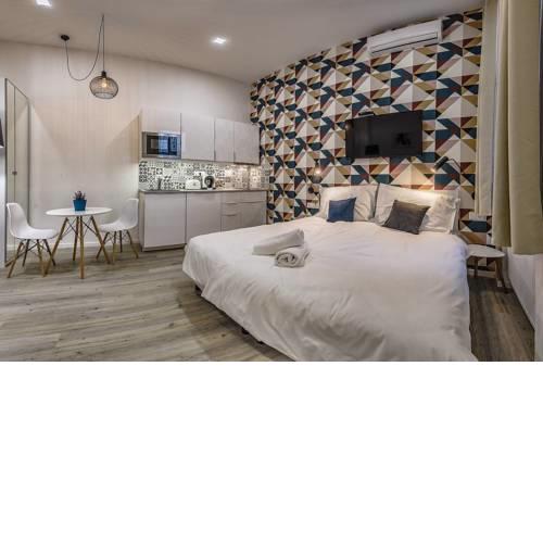 Urban Elegance In the Jewish Quarter