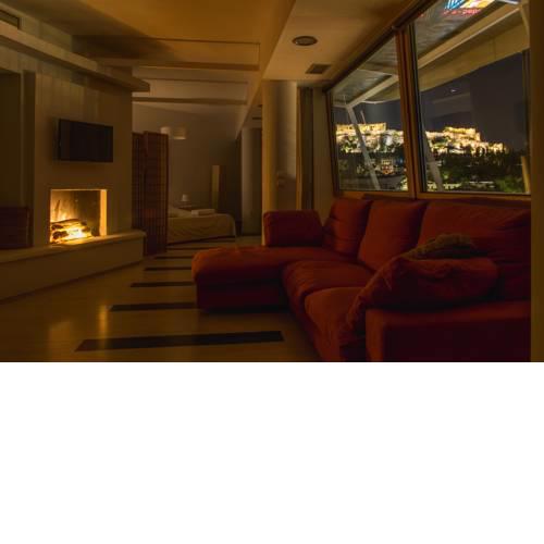 Urban Loft With Balcony Across The Acropolis