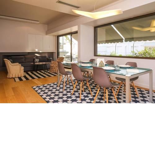 Urban Luxury homm Apt. in Deinokratous Str.