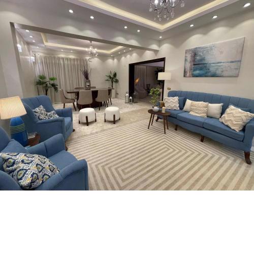 Urban Stay Bright 2 BR Apartment in the heart of Mohandeseen, Near Zamalek Cairo