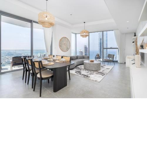 Urban tropic 3 bedroom apartment with full sea view by Suiteable Interiors