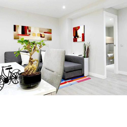 Urquijo Playa by FlowHome
