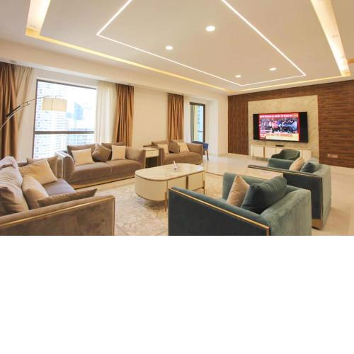 USMANS 5 BEDROOM APARTMENT at JBR WALK RIMAL ON THE BEACH 2750 SFT HUGE