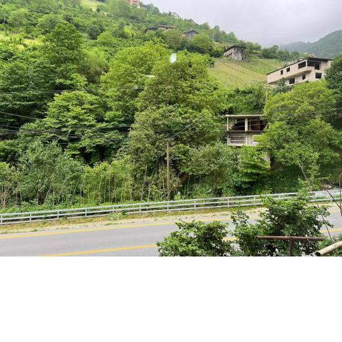 UZUNGÖL Nehir Kenarında Büyük Suit