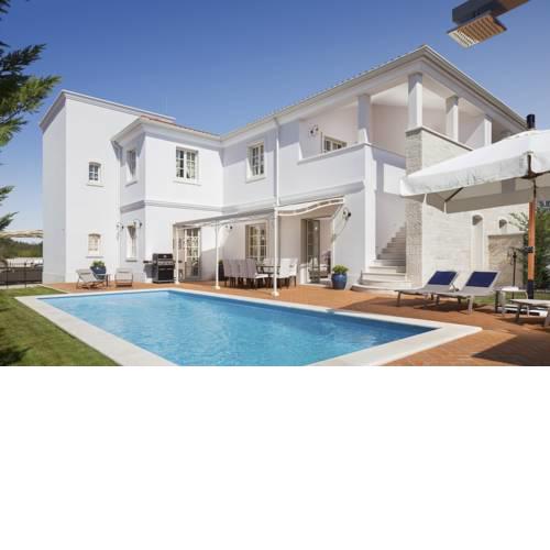 Vabriga Villa Sleeps 8 Pool Air Con WiFi T704452