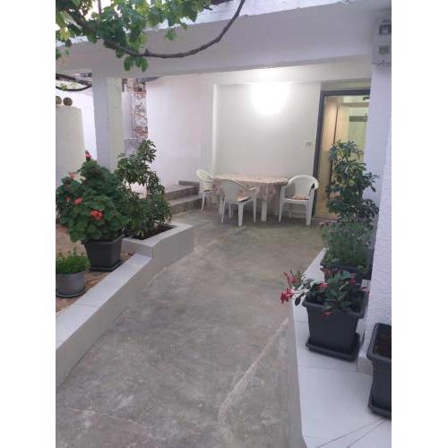Vacation home with a private garden