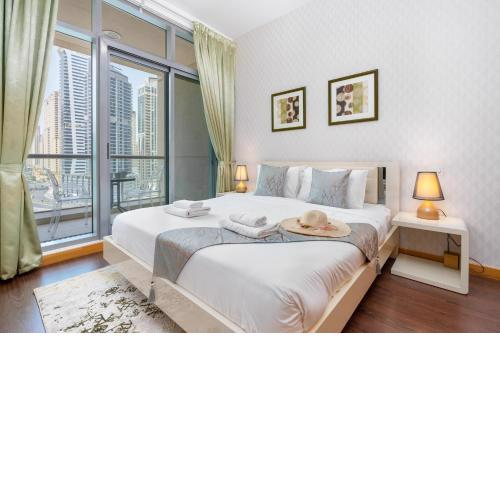 Vacay Lettings - 1 Bed at Iris Blue, Dubai Marina
