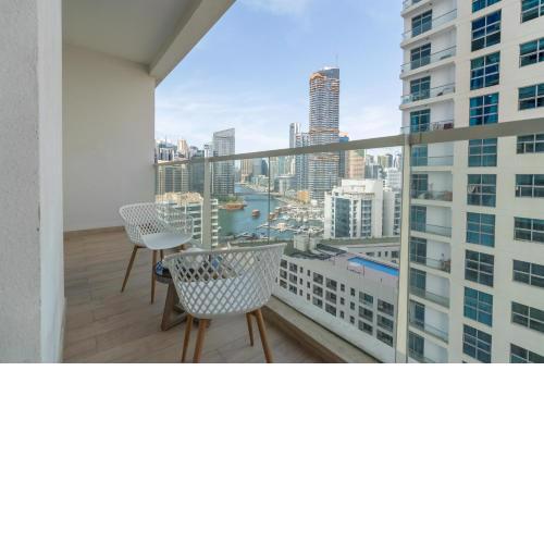Vacay Lettings - 2Bed in Marina with Canal Views