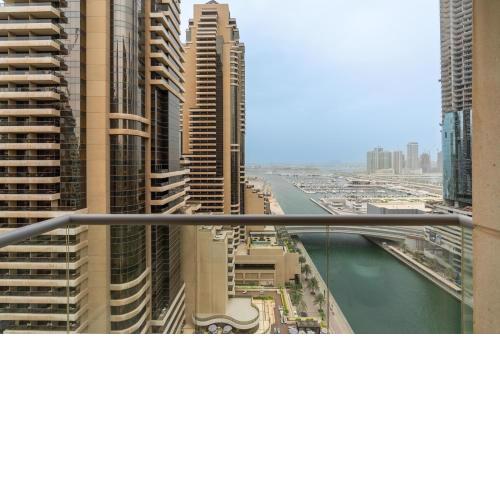 Vacay Lettings - 2BHK with Dubai Marina & Giant Wheel Views