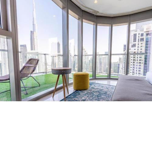 Vacay Lettings - Burj Khalifa View 3 bed at Paramount Midtown