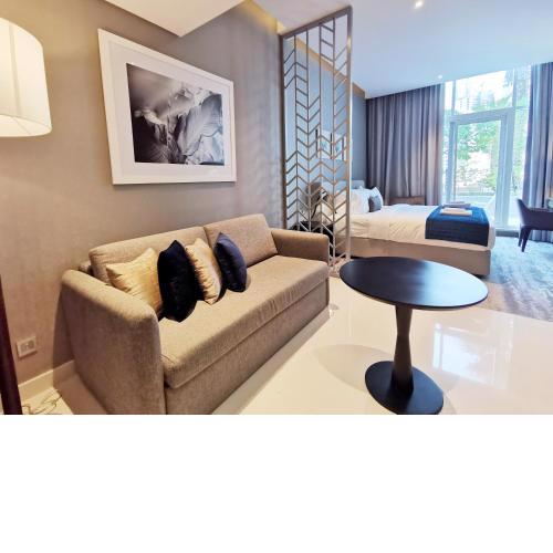 Vacay Lettings - Luxury studio in Business bay