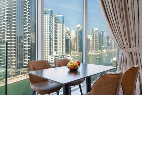 Vacay Lettings - Waterfront Luxury home with full Marina view