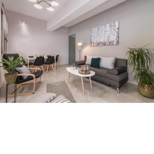 Valentine's Modern Apartment