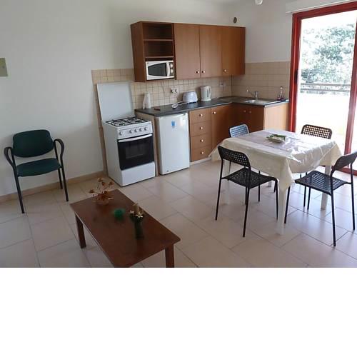 Valentinos Court