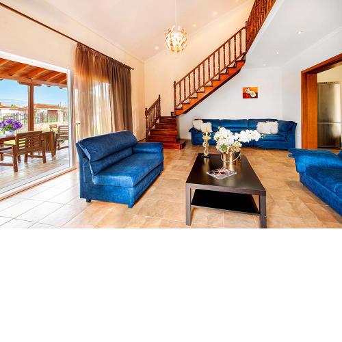 Valery Villa
