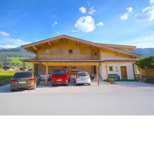 Valley-View Holiday Home in Niedernsill with Garden