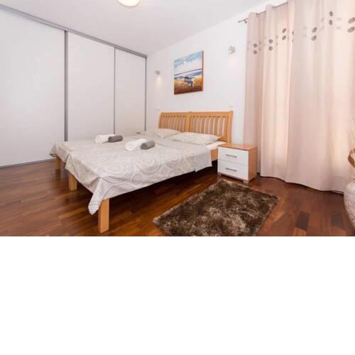 VANA Apartments