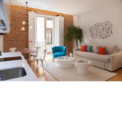 Vanrays- 2 minutes from Puerta del Sol.