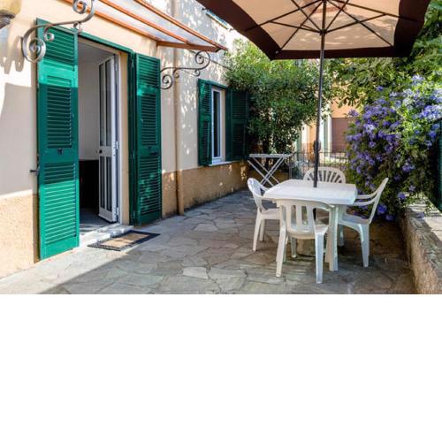 Varazze Apartment