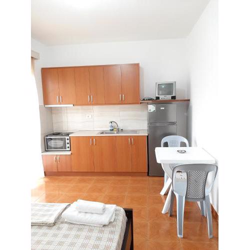 Vaso Apts