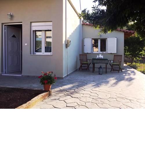 VASO HOME 150m. from the beach.