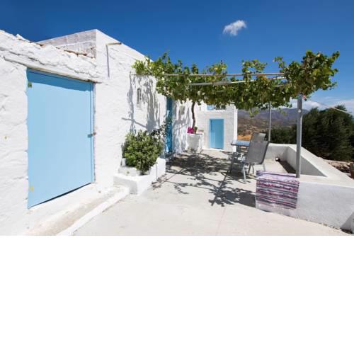 Vatha Traditional Cottage with a view