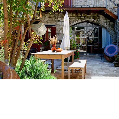 Vavla Rustic Retreat