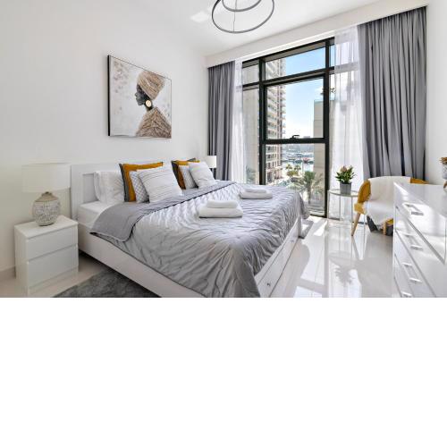 VayK - Beautiful One Bedroom with Private Beach Access