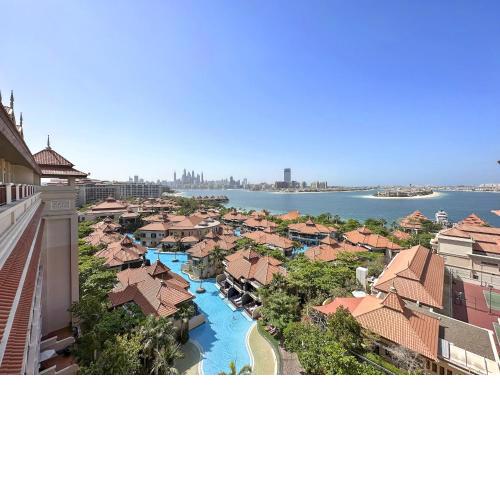 VayK - Dream Vacation at Anantara The Palm Residences