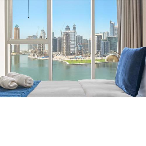 VayK - Trendy Studio with Hotel Amenities in Damac Maison Prive