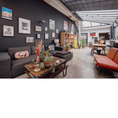 Veeve - Industrial Chic