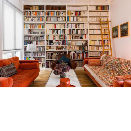 Veeve - The Library Wall