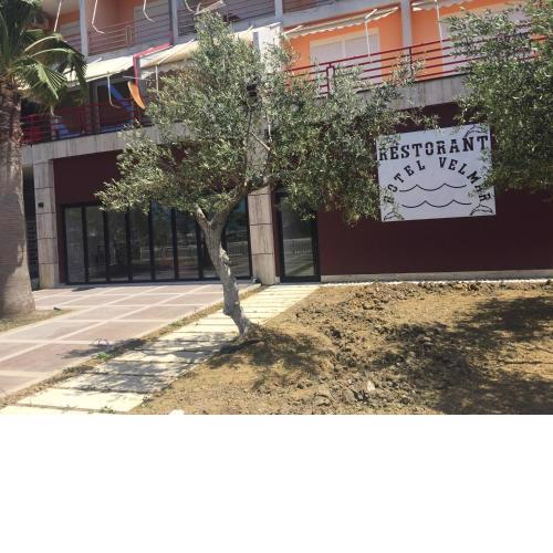 Velmar Hotel