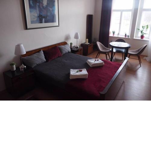 Velvet apartment